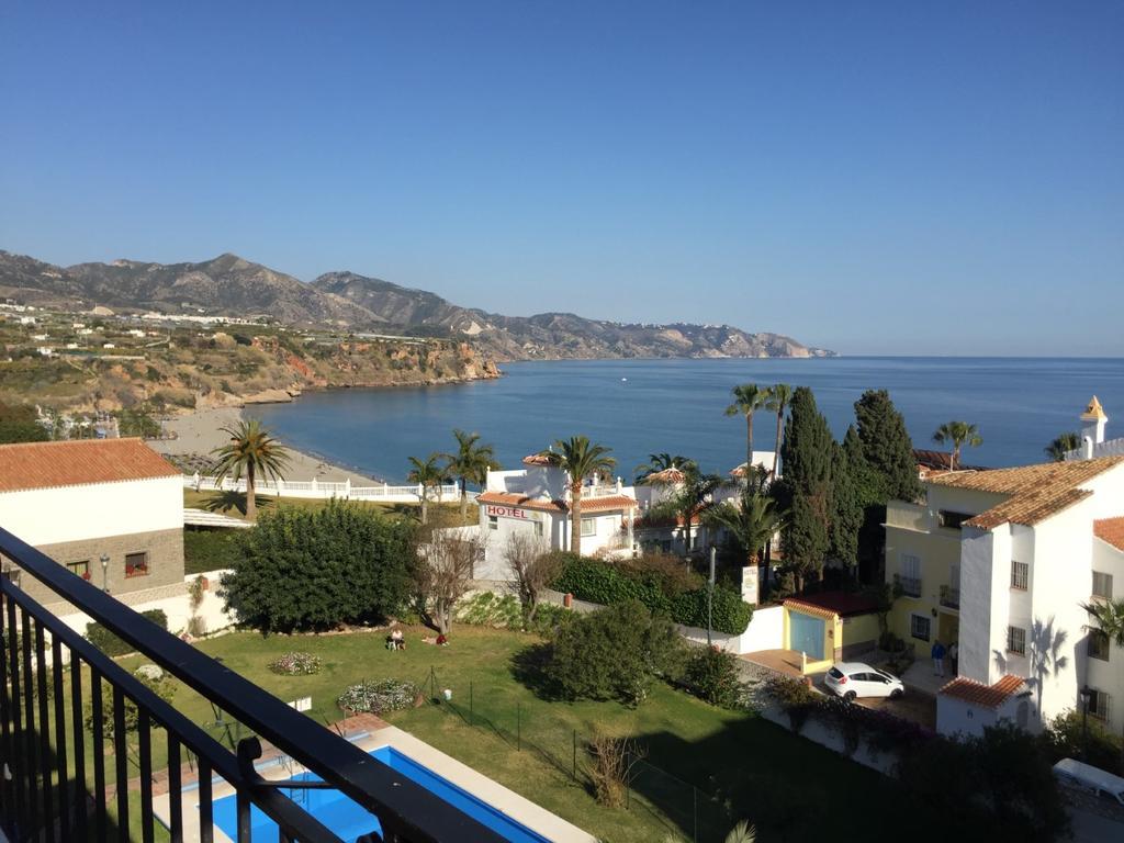 Edificio Acapulco Apartment Nerja Exterior photo